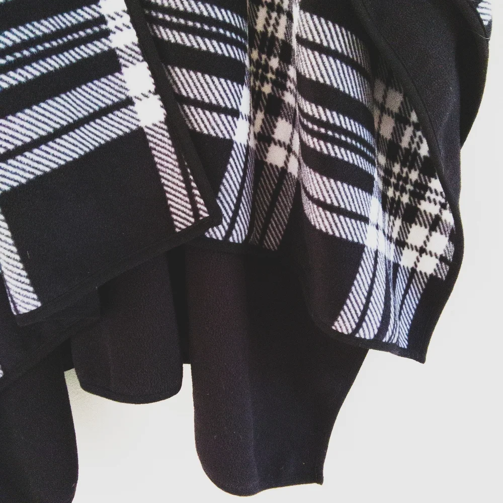 SOLD - Picture 4 of 10